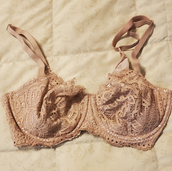 Victoria's Secret Mauve Lace Bra - Picture 1 of 3